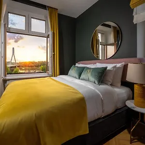 https://sava-boutique-hotel.warsawhotelspoland.com