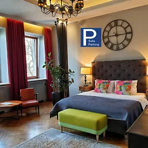 https://sleepwell-apartments-ordynacka.warsawhotelspoland.com