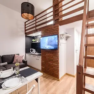 https://2-nights-apartments.krakowhotelspoland.com